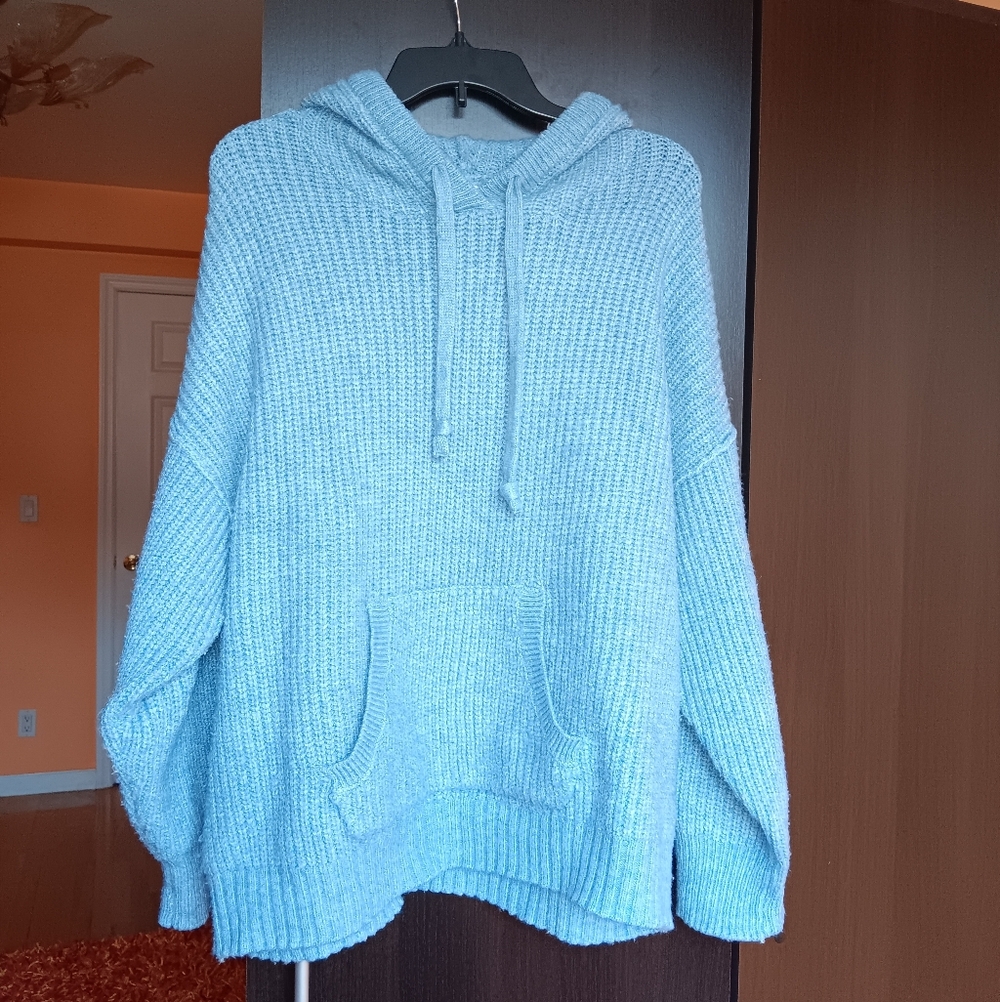 American Eagle Sweater Chunky Oversized Hoodie in Dusty Blue W/ Kangaroo Pocket - Picture 4 of 9